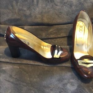 Tod’s brown pumps. No longer wear.